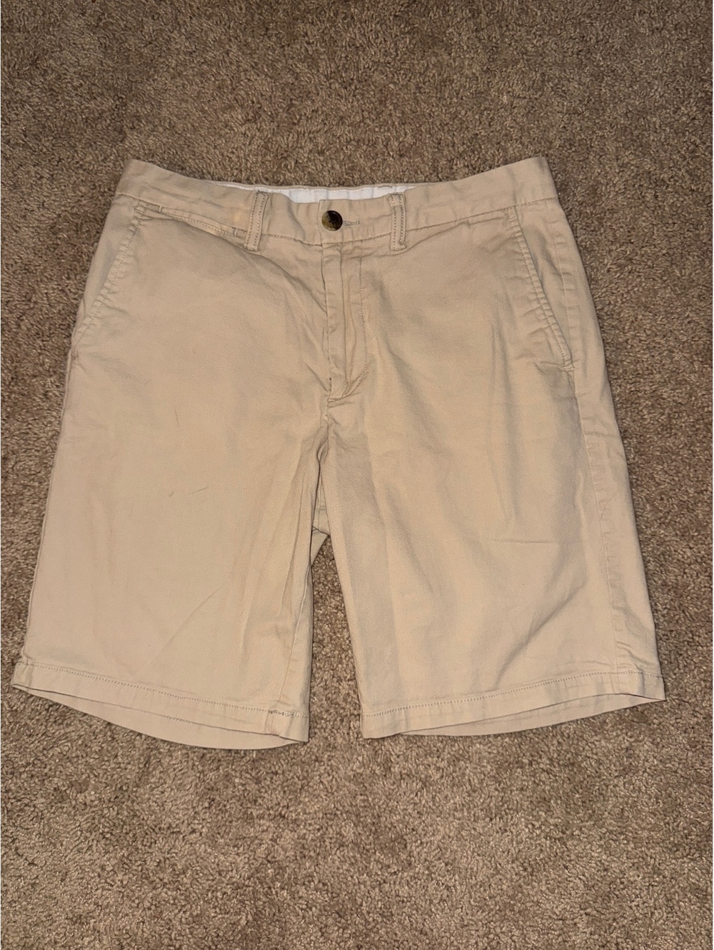 Old Navy Ultimate Slim Built-In Flex Khaki Shorts 31 Waist